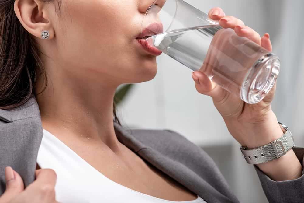 dry eyes and hydration