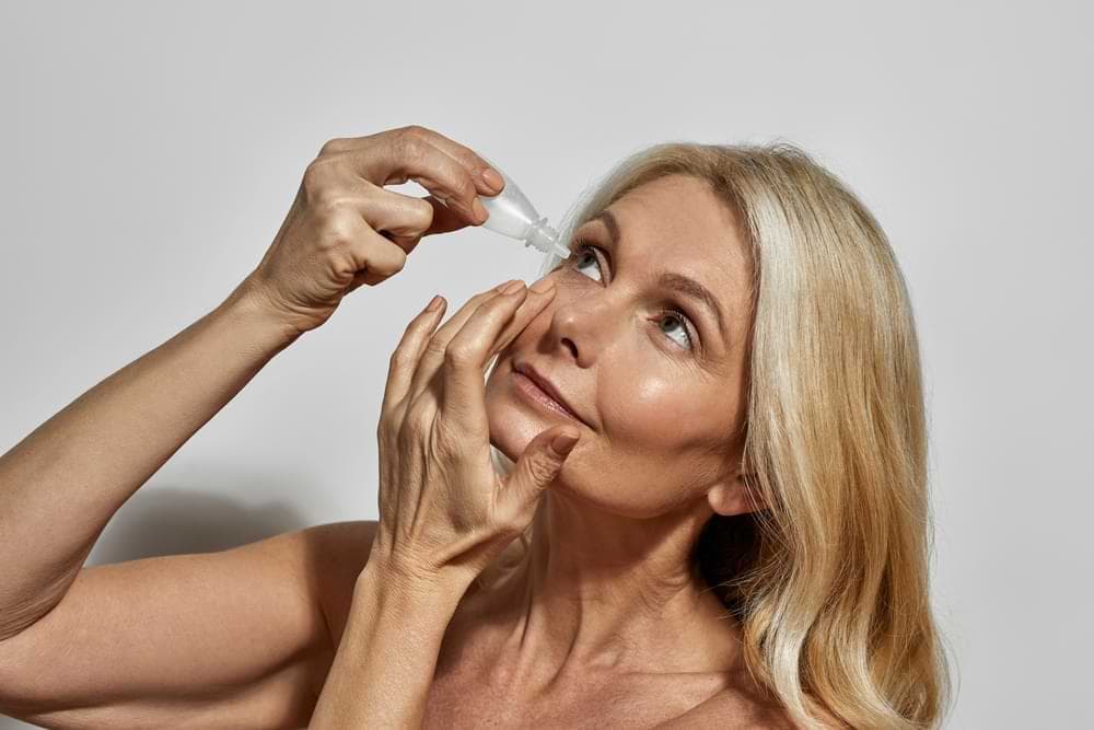 Eye drops for menopause dry eyes