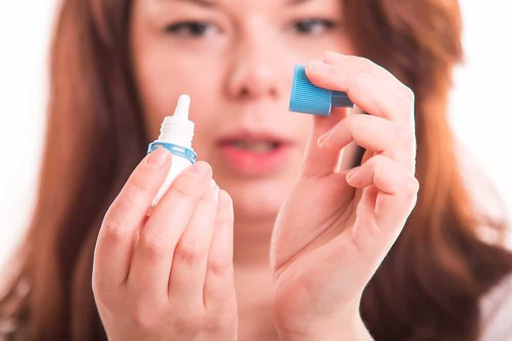lubricating eye drops for contacts