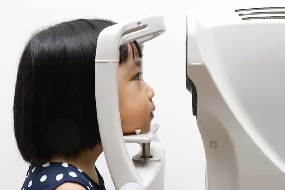myopia clinic assessment for sydney residents
